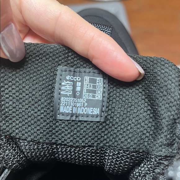 NWT 8-8.5 Womens ECCO Mix Mid Boot Gortex-sneaker - Picture 7 of 7